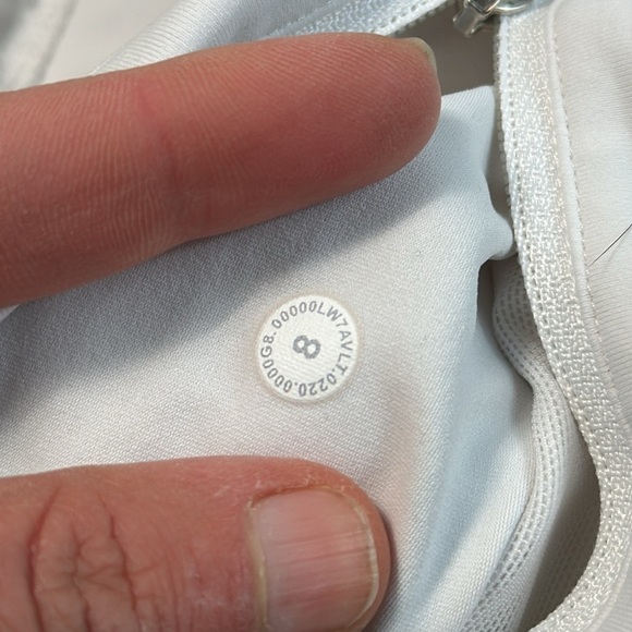 Lululemon Speed Up Short Long *4" Updated Fit White - Picture 6 of 7